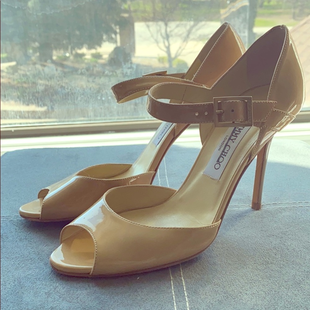 Tan patent Jimmy Choo Sandals. Size 38.5.